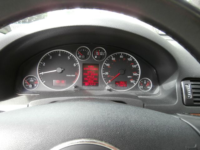 Audi A6 2004 photo 15