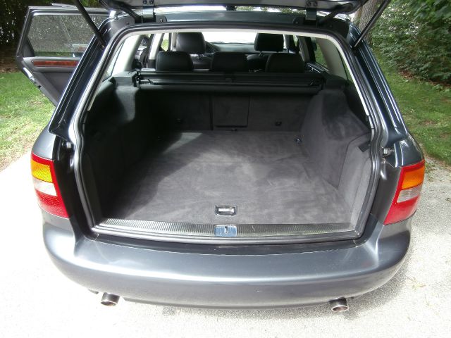 Audi A6 2004 photo 23