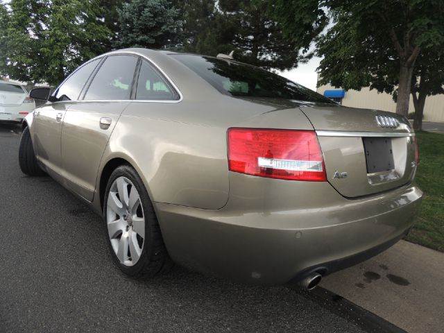 Audi A6 2005 photo 2