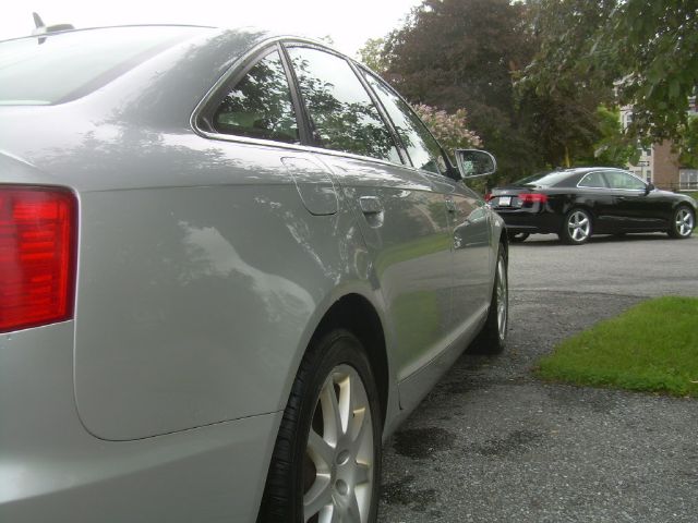 Audi A6 2005 photo 2