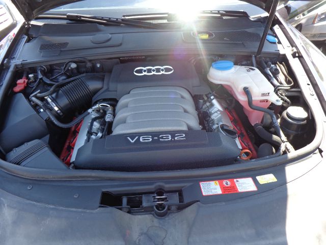 Audi A6 2005 photo 2