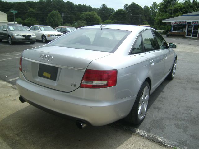 Audi A6 2005 photo 2