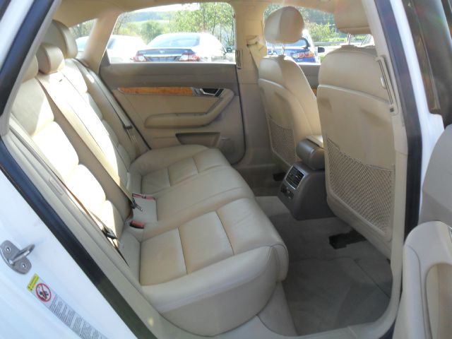 Audi A6 2006 photo 2