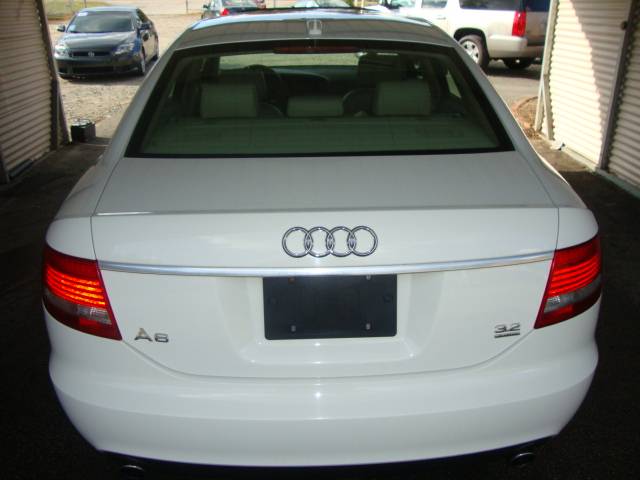 Audi A6 2006 photo 2