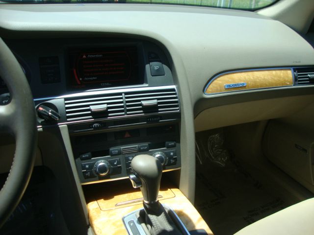 Audi A6 2006 photo 16