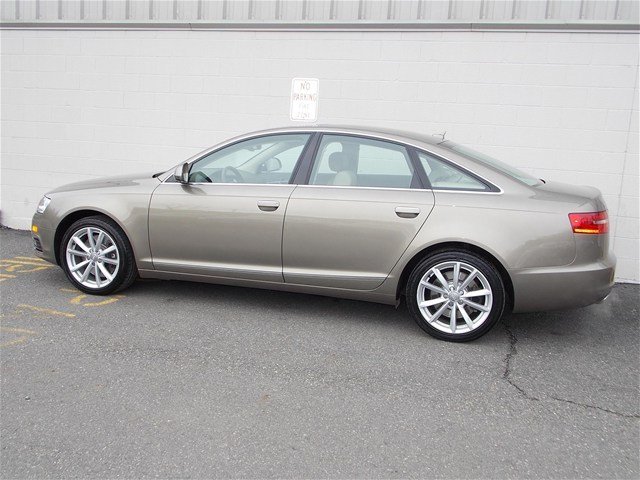 Audi A6 2009 photo 2