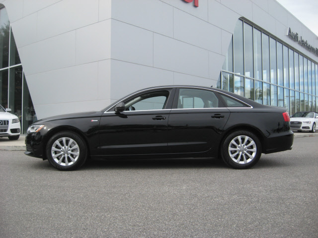 Audi A6 2012 photo 1