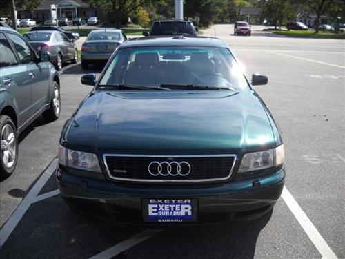 Audi A8 1999 photo 1