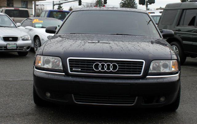 Audi A8 2000 photo 2