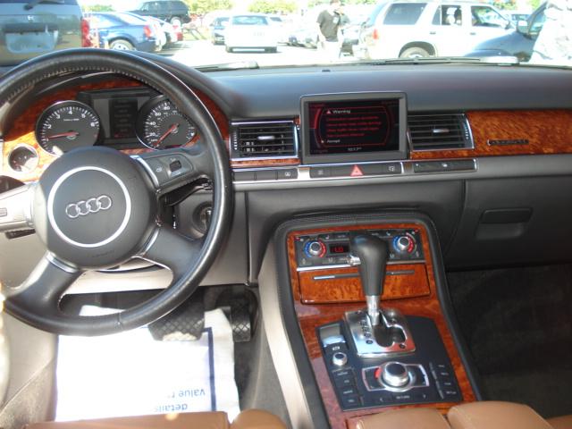 Audi A8 2004 photo 4