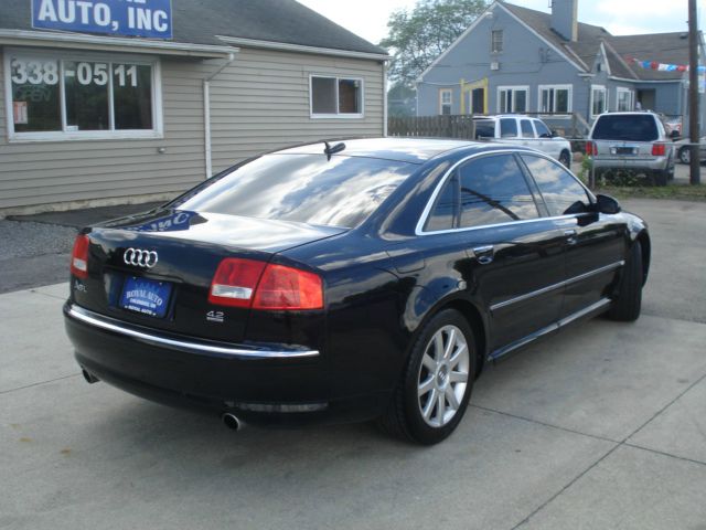 Audi A8 2005 photo 3