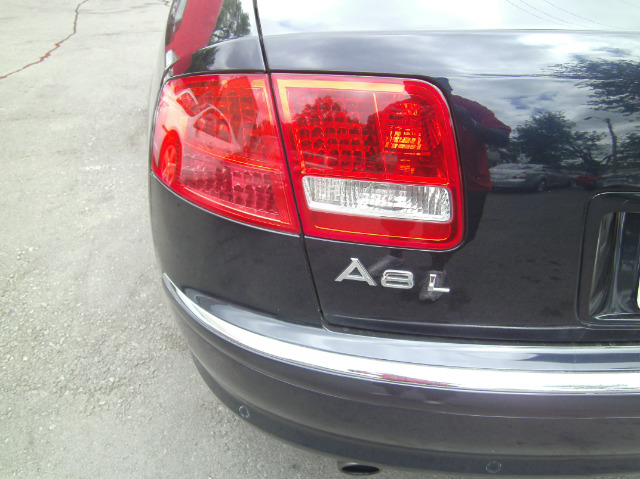 Audi A8 2006 photo 5