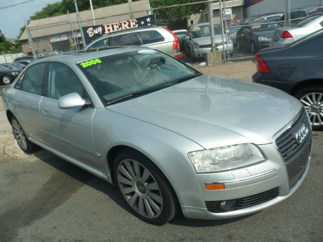 Audi A8 2006 photo 3