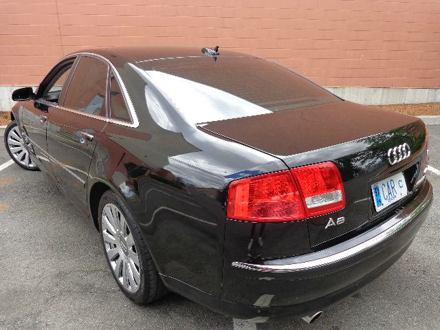 Audi A8 2006 photo 1