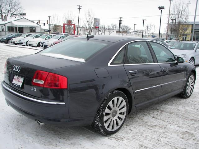 Audi A8 2006 photo 3