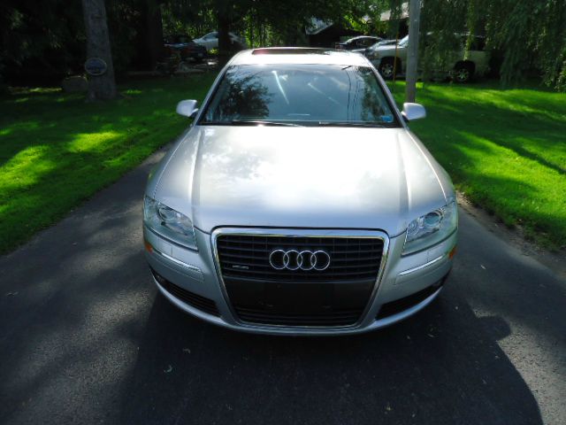 Audi A8 2007 photo 1