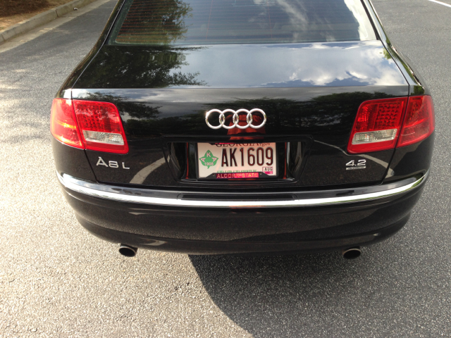 Audi A8 2007 photo 1