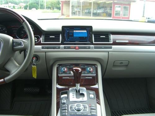 Audi A8 2008 photo 1