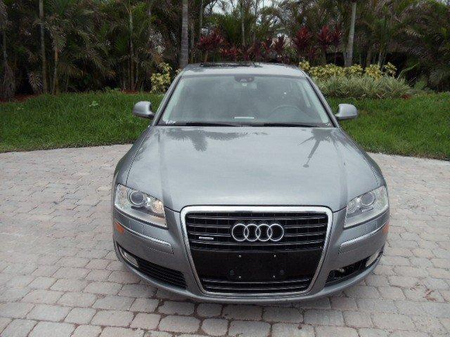 Audi A8 2008 photo 1