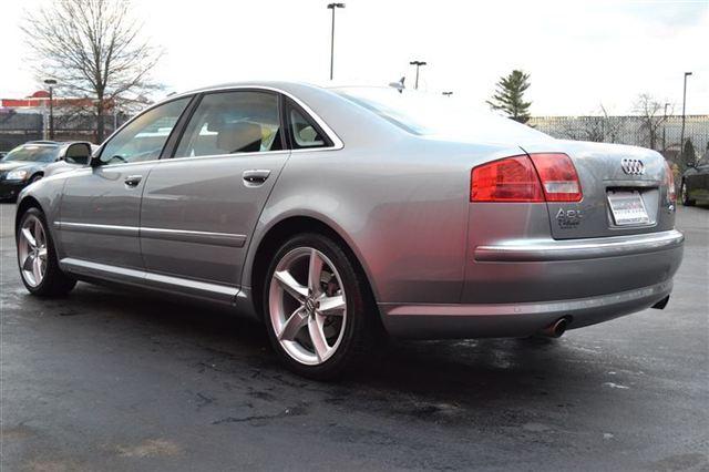 Audi A8 2008 photo 5