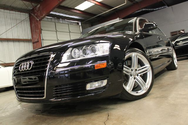 Audi A8 2008 photo 4