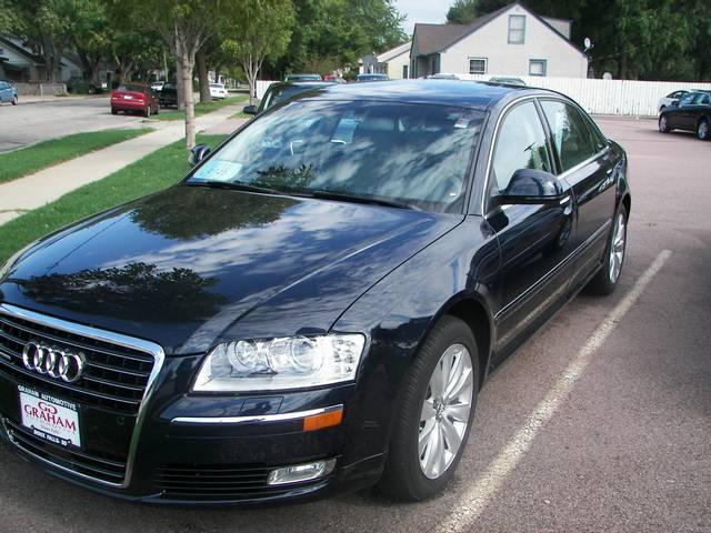 Audi A8 2008 photo 3