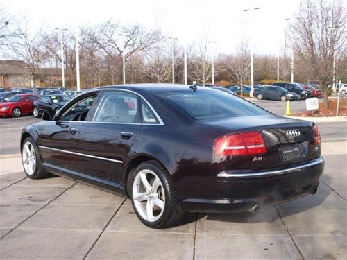 Audi A8 2009 photo 3