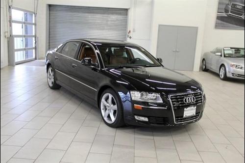 Audi A8 2009 photo 1