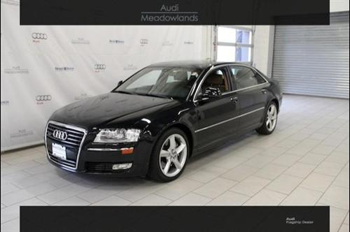 Audi A8 2009 photo 2