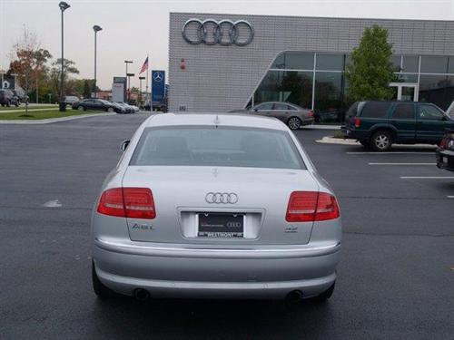 Audi A8 2009 photo 5