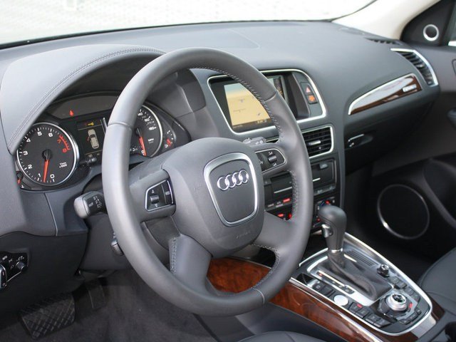 Audi Q5 2011 photo 1