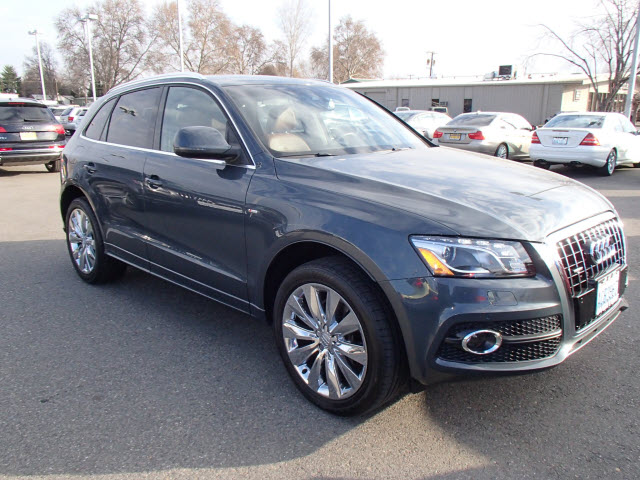 Audi Q5 2011 photo 2