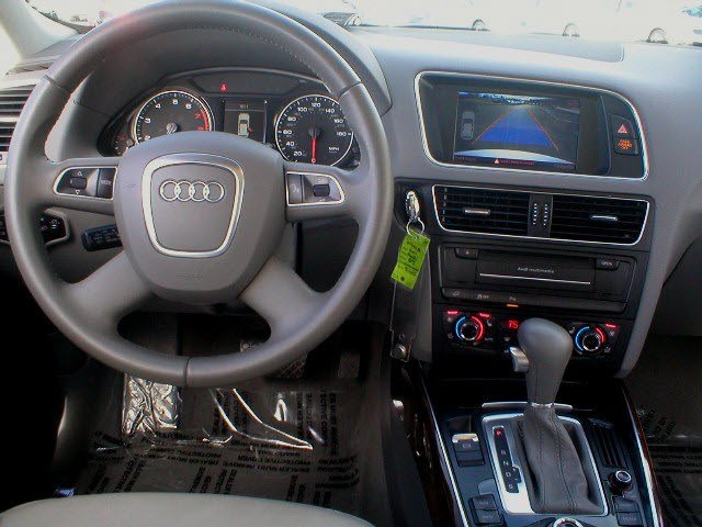 Audi Q5 2011 photo 1