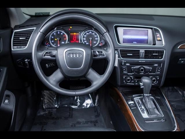 Audi Q5 2011 photo 2