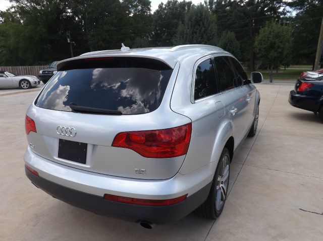 Audi Q7 2007 photo 3