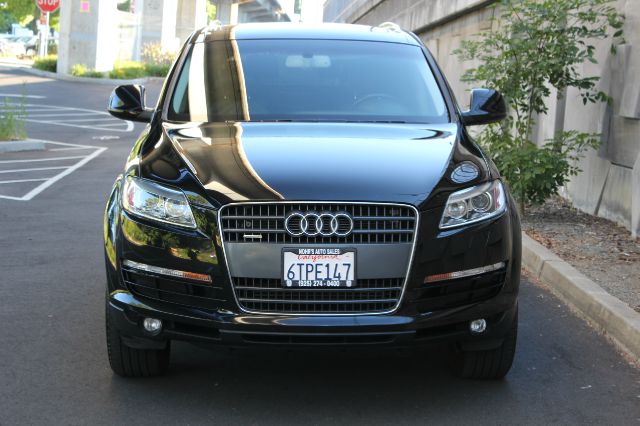 Audi Q7 2007 photo 17