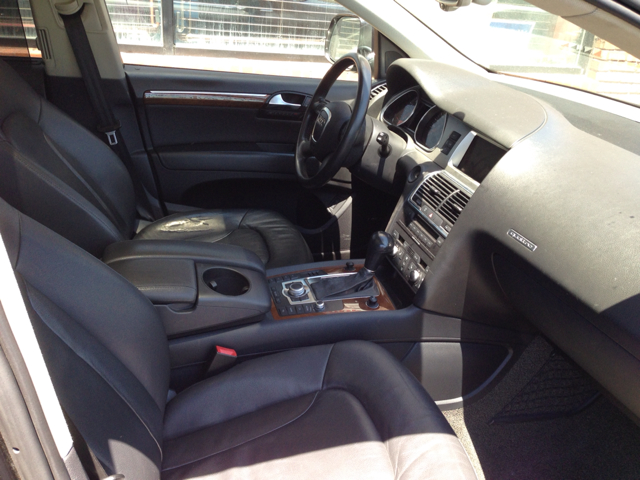 Audi Q7 2007 photo 4