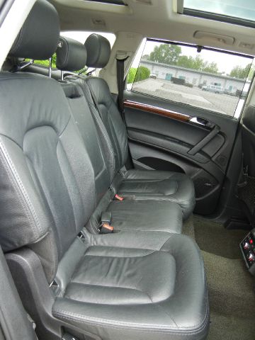 Audi Q7 2007 photo 17