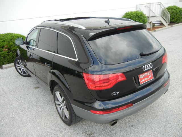 Audi Q7 2007 photo 35