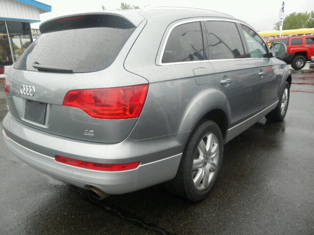 Audi Q7 2007 photo 2