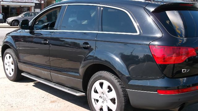 Audi Q7 2007 photo 10