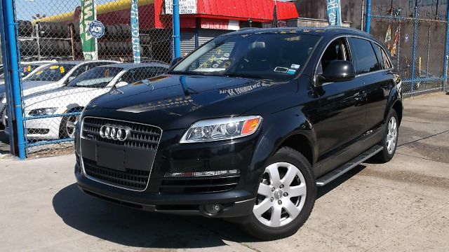 Audi Q7 2007 photo 36