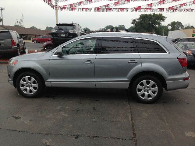 Audi Q7 2007 photo 3