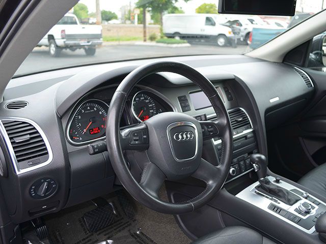 Audi Q7 2007 photo 17