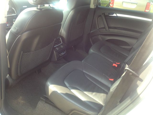 Audi Q7 2007 photo 6