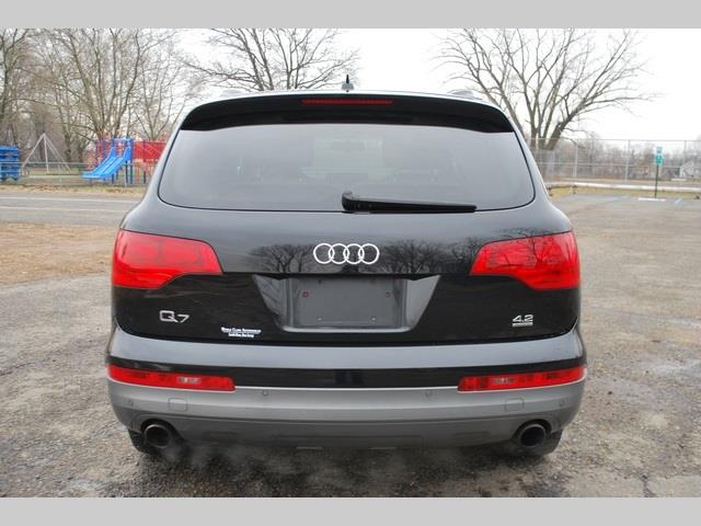 Audi Q7 2007 photo 7