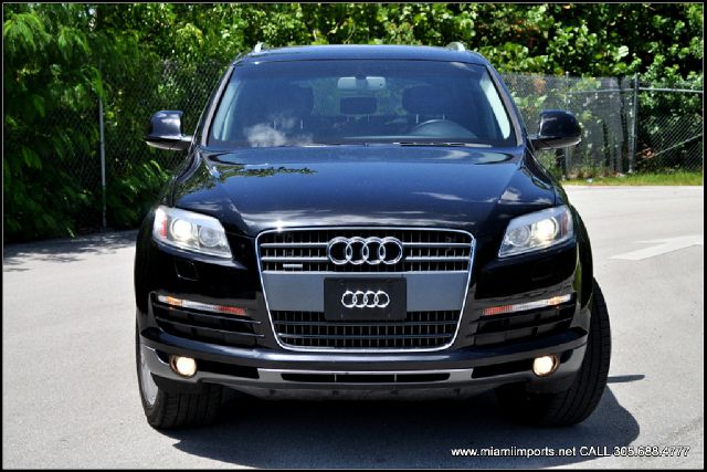 Audi Q7 2007 photo 4