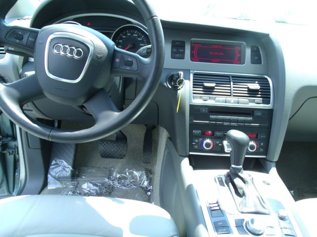 Audi Q7 2007 photo 1