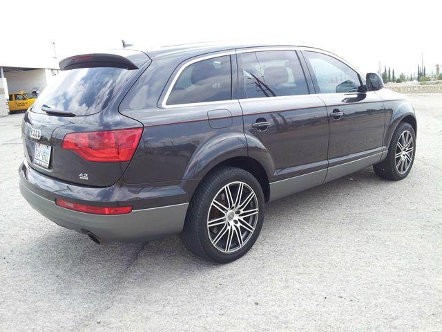 Audi Q7 2007 photo 1