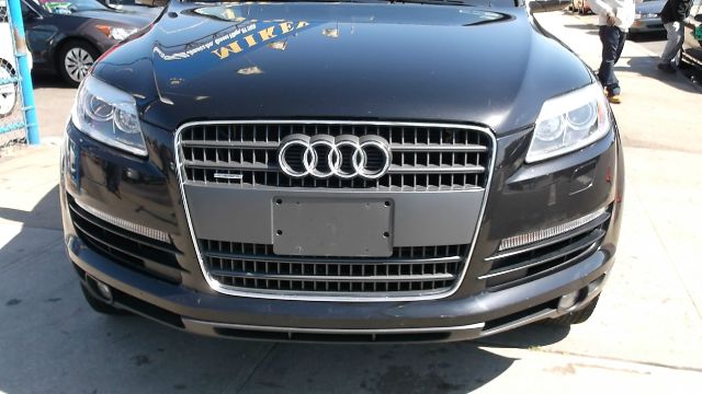 Audi Q7 2007 photo 36